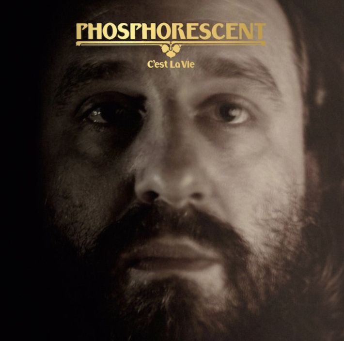 C’est La Vie: Phosphorescent komt met waardige opvolger van Muchacho